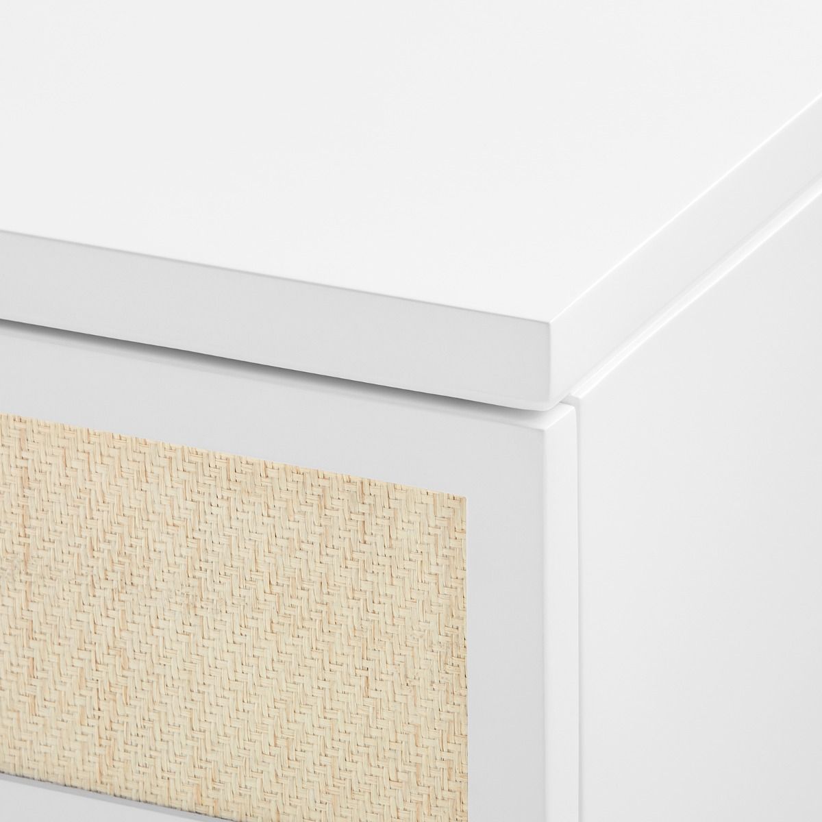 Villa & House Astor 3-Drawer Side Table