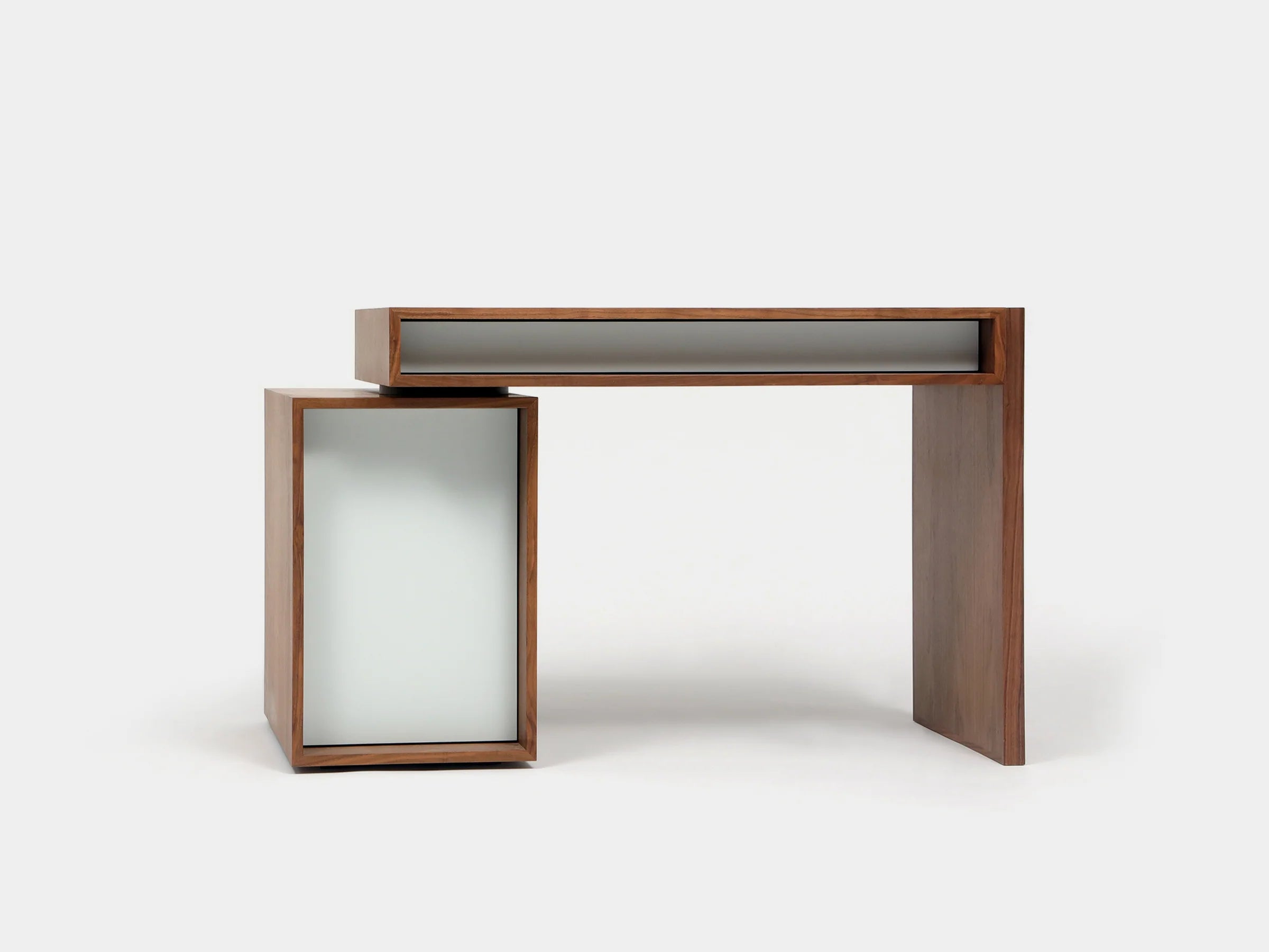Artless Single File Unit