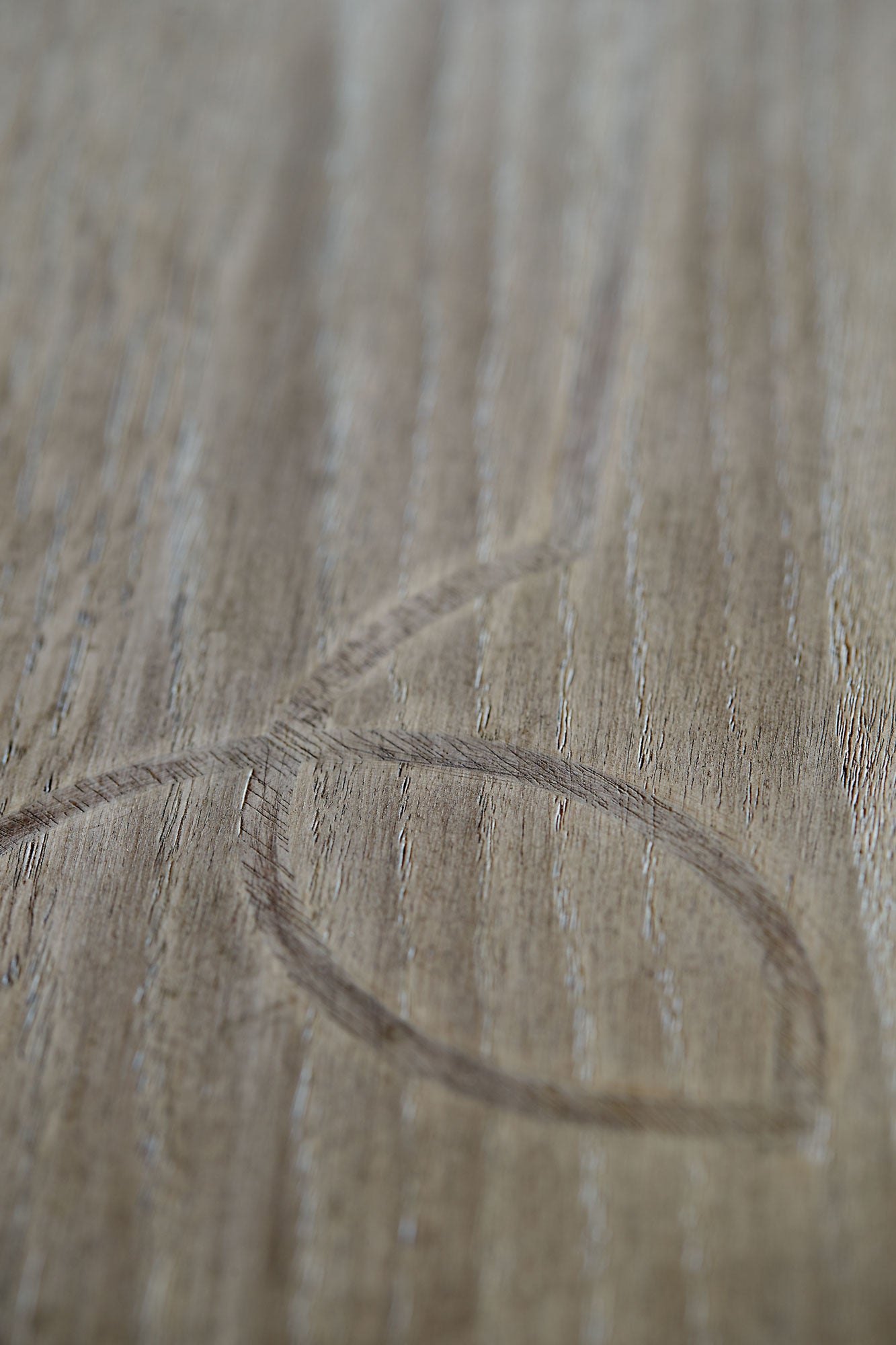 Bernhardt Marquesa Dining Table