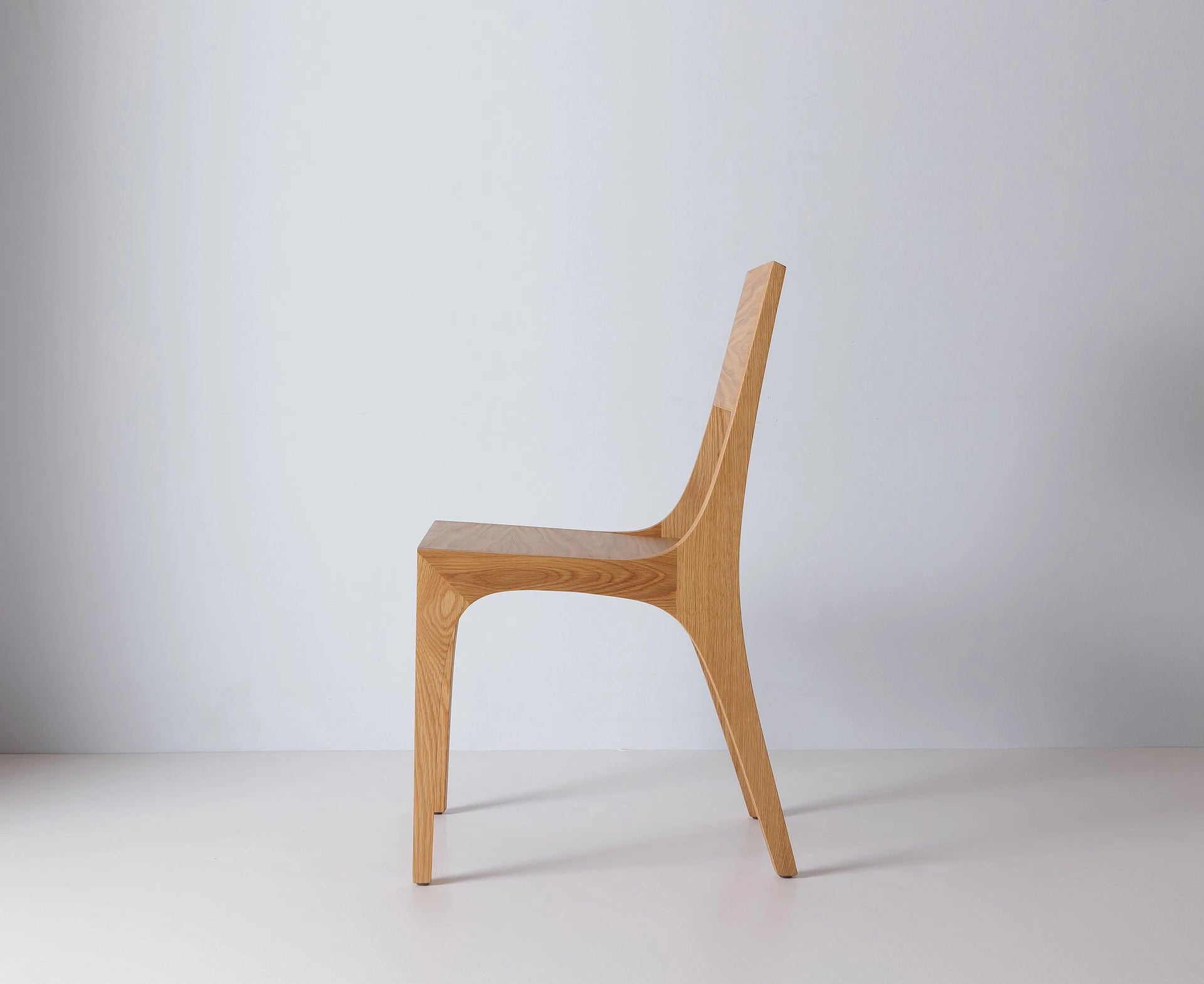 Kalon Isometric Chair
