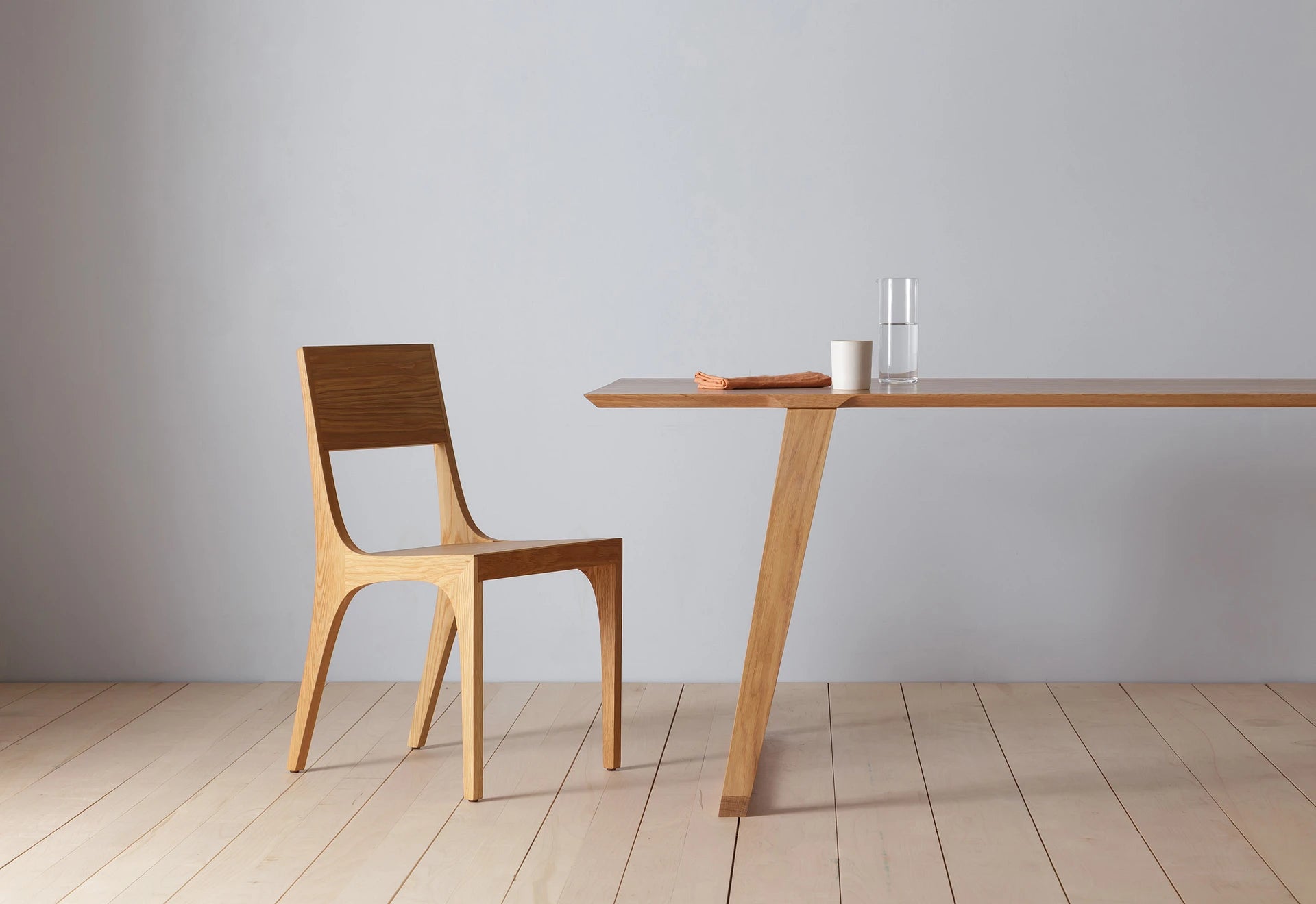 Kalon Isometric Chair