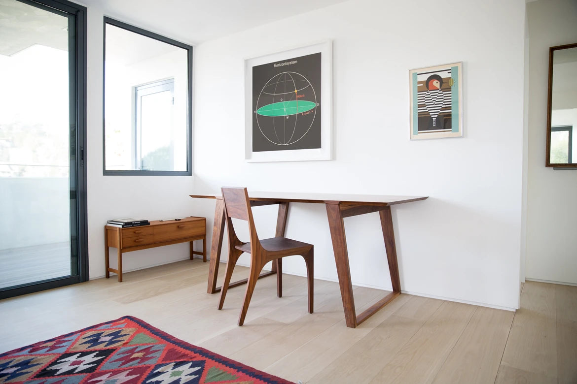Kalon Isometric Chair