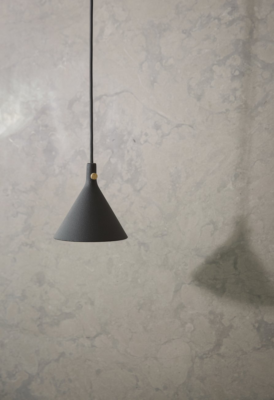 Menu Cast Pendant - Shape 1 Black/Brass