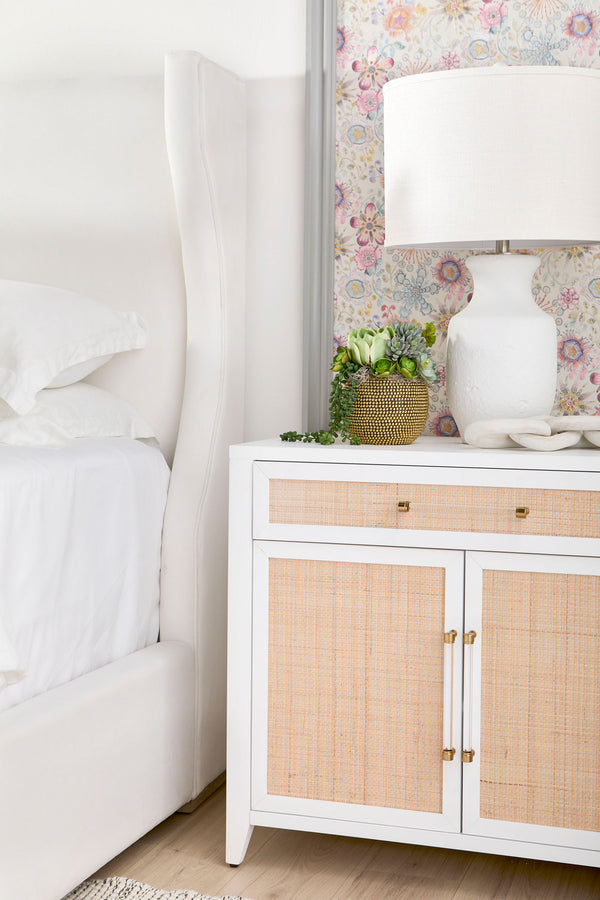 Essentials For Living Cinq Wood Link
