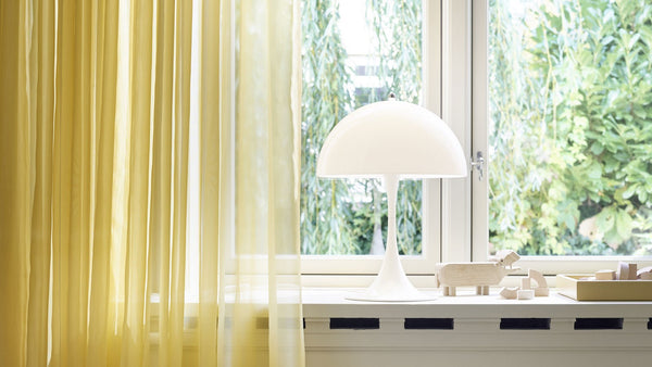 Louis Poulsen Panthella 320 Table Lamp