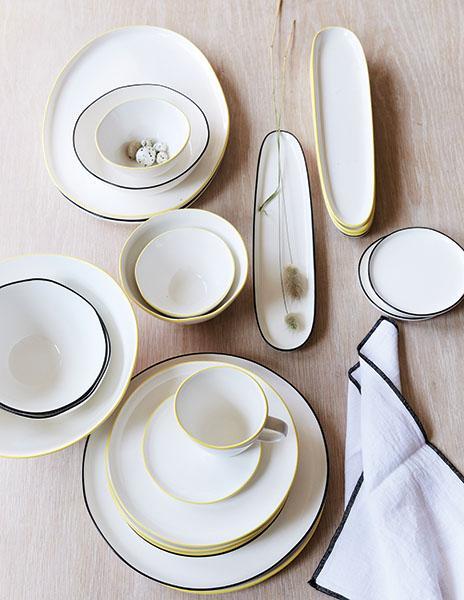 Canvas Home Abbesses 4 Piece Place Setting Black 