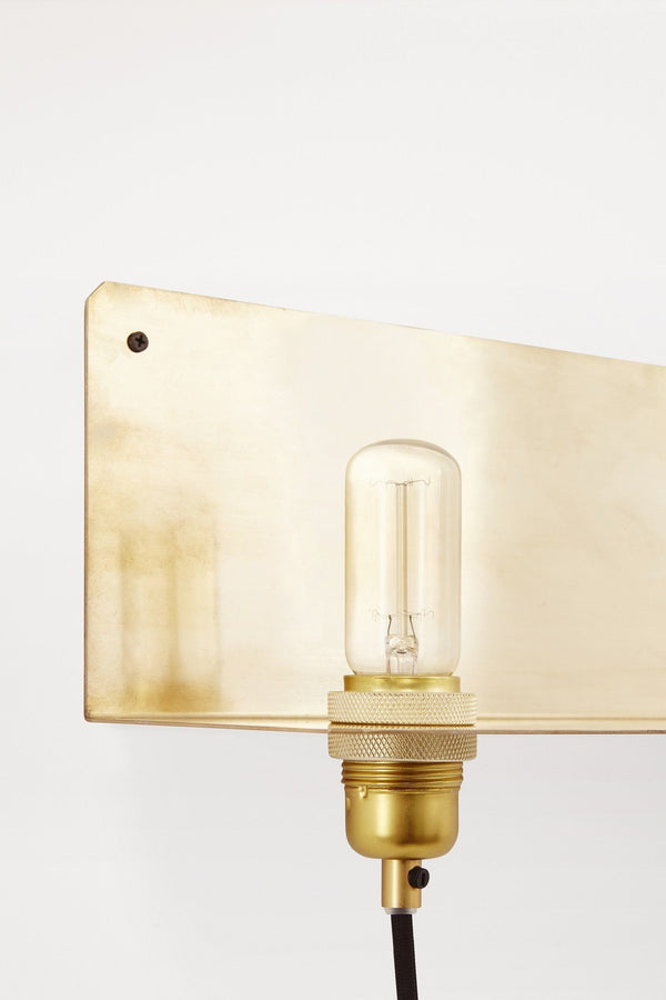 Frama 90° Wall Light
