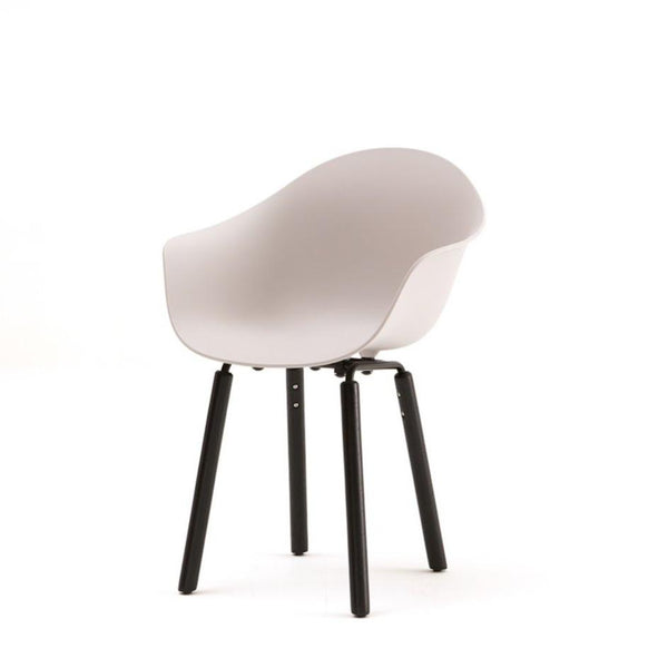 TOOU TA Armchair - Yi Base Black Oak 