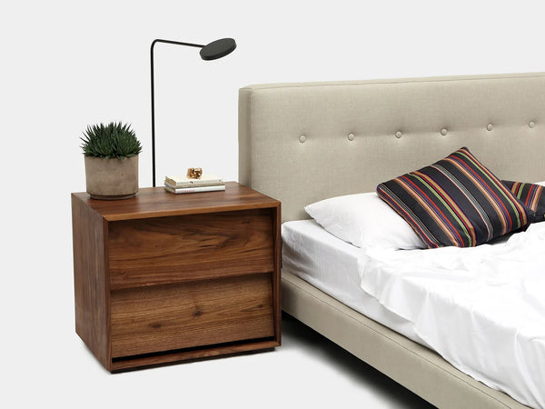 Artless Oliver Nightstand