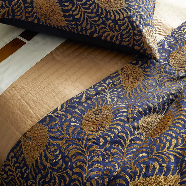 Ann Gish Kinrande Duvet
