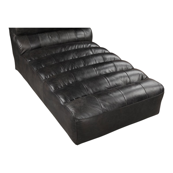 Moe's Ramsay Chaise