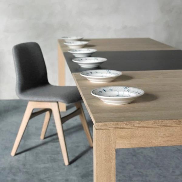 ANDERSEN 240 Extendable Table 62" L x 37.4" W x 28.9" H Oak - Soap 