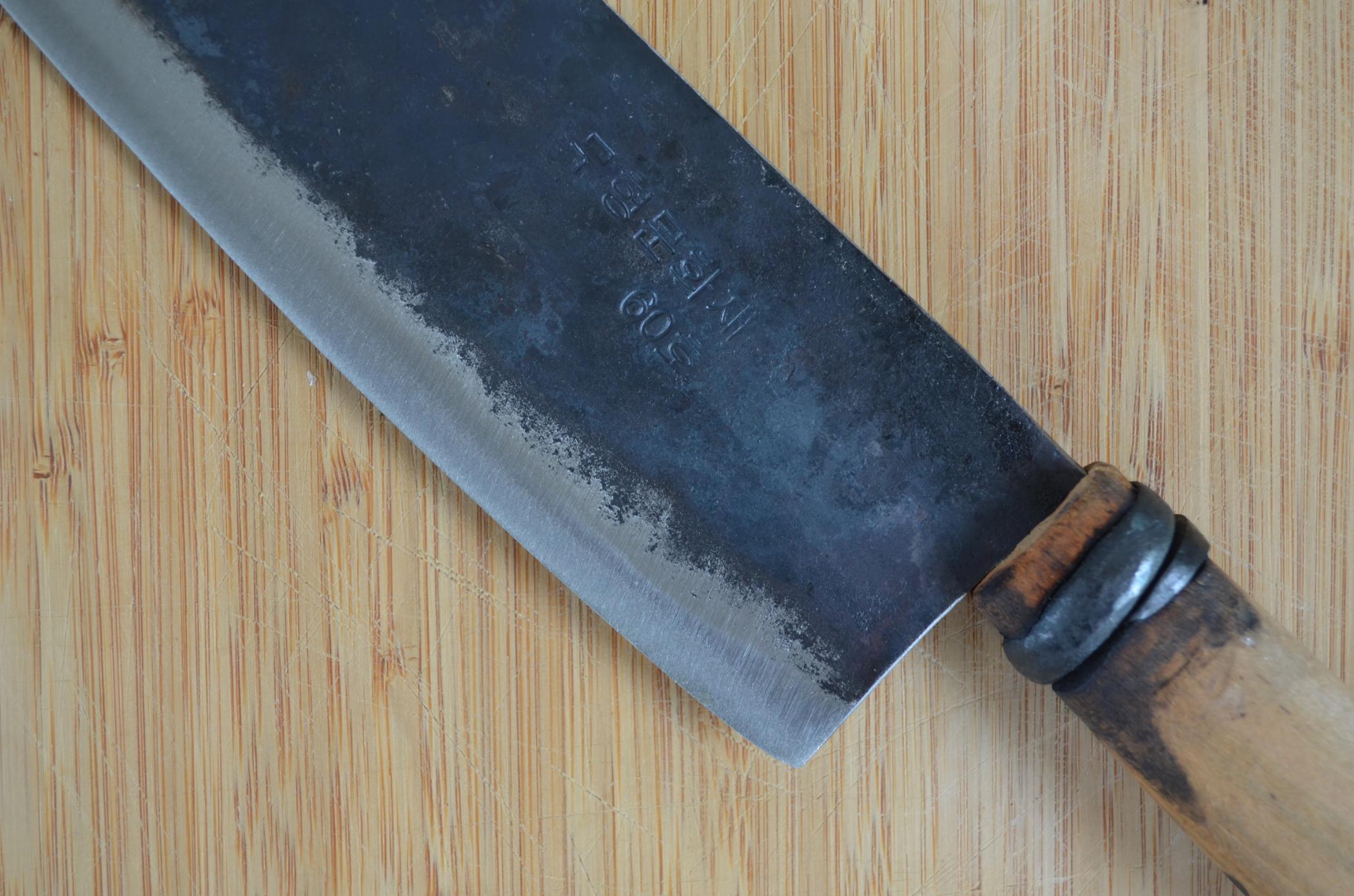 Master Shin's Anvil Large Chef's Knife - Gessato Design Store