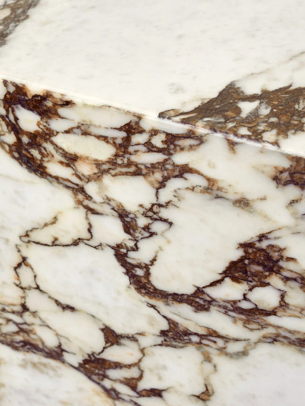 Menu Plinth Cubic White Carrara Marble 
