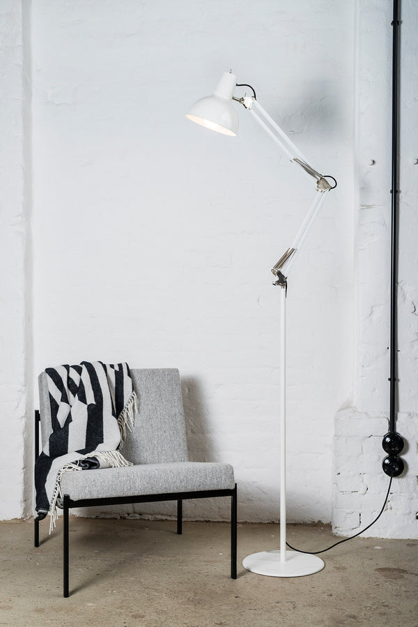 Midgard Spring Balanced Floor Light Black 
