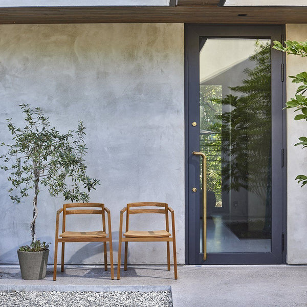 Skargaarden Oxnö Armchair Teak Felt Dark Grey 