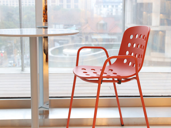 TOOU Holi Armchair - Sled Base