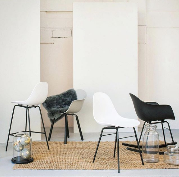 TOOU TA Side Chair - Yi Base