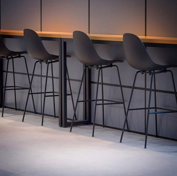 TOOU TA XL Counter Stool