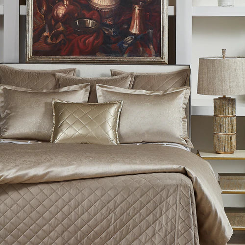 Ann Gish Aura Duvet Set