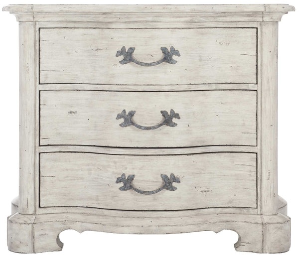 Bernhardt Mirabelle Bachelor's Chest / Nightstand