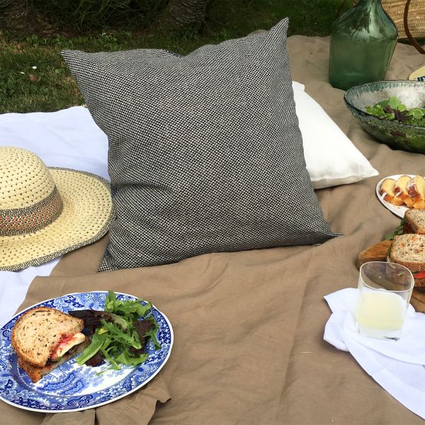 Huddleson Linen Tablecloth - Square