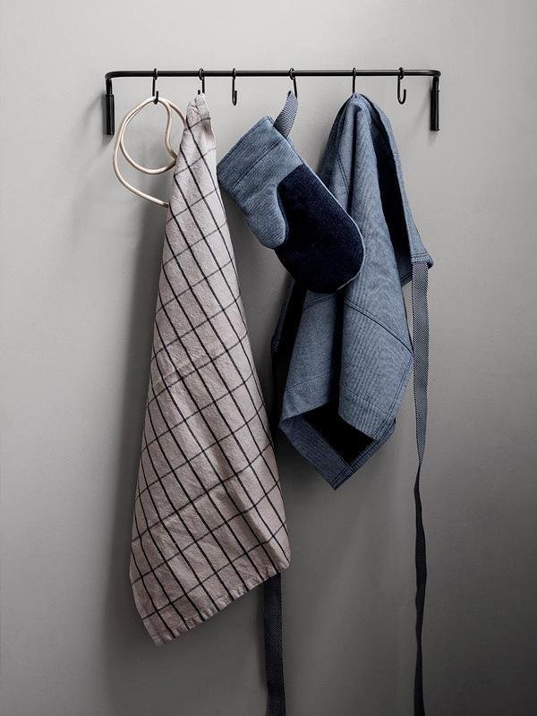 Ferm Living Hale Tea Towel - Sand/Black 