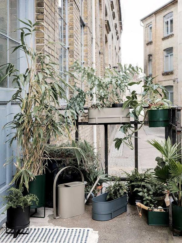 Ferm Living Bau Pot - Small Dark Green 