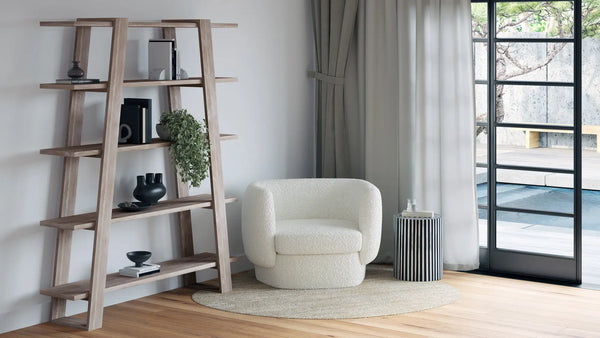 Moe's Chameau Side Table