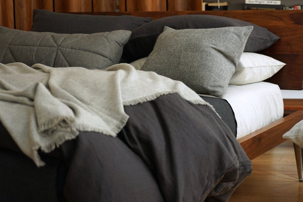 Area Liam Throw Almond Standard 