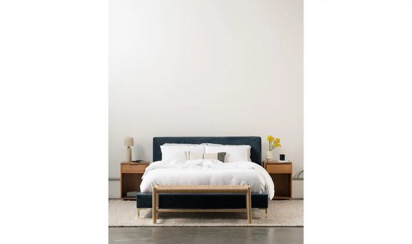 Moe's Echo Table Lamp