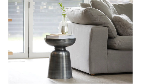 Moe's Arthur Accent Table