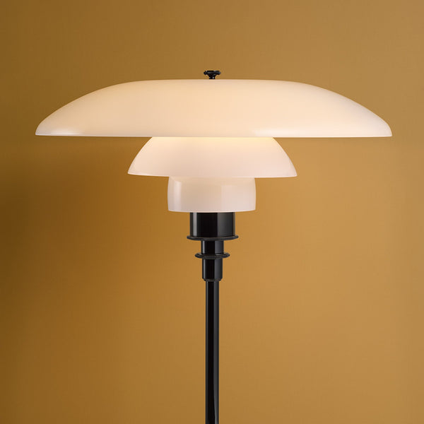Louis Poulsen PH 3½-2½ Glass Table Lamp