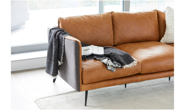 Moe's Messina Sofa